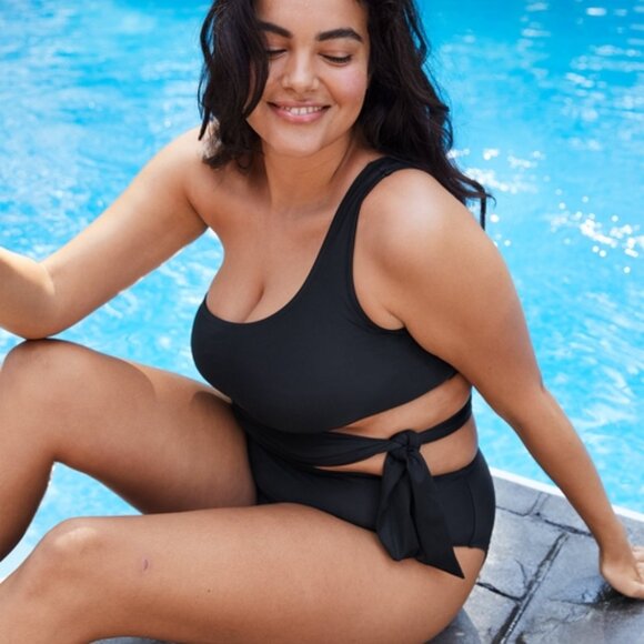 Aerie Asymmetrical Wrap One Piece Swimsuit Size Medium Long - Picture 2 of 9